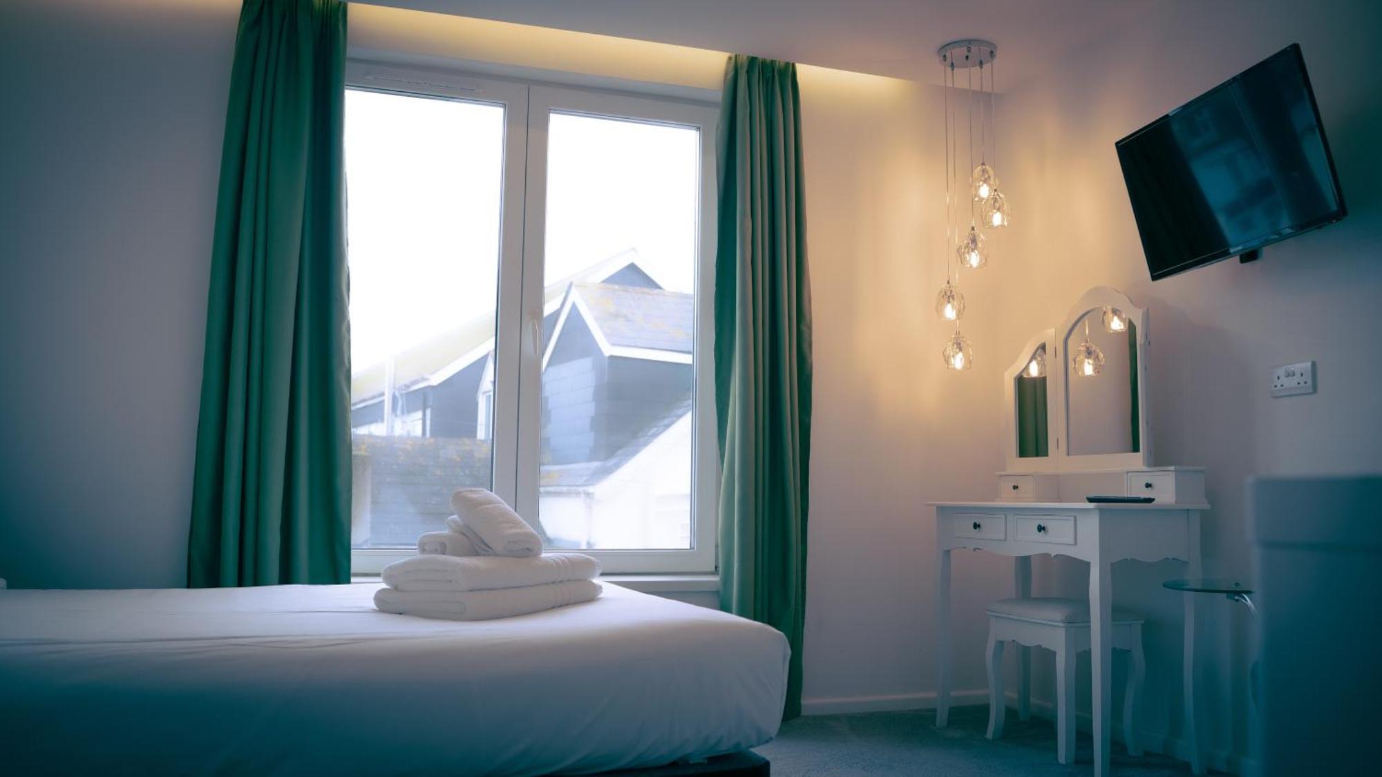 Oyo Newquay Beach Hotel Dış mekan fotoğraf